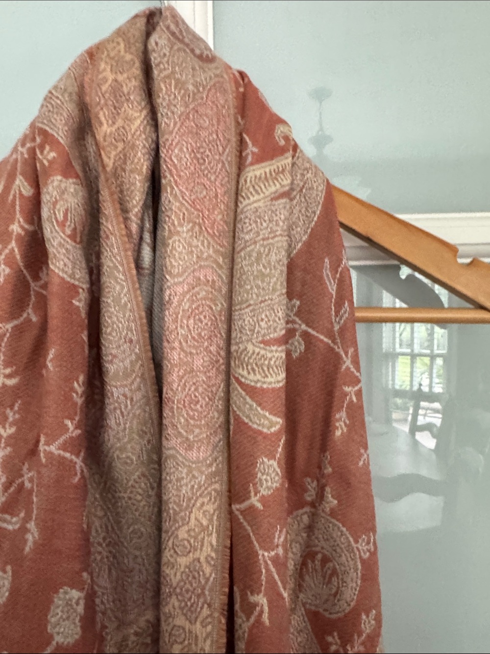 pashmina Rust and Cream Paisley Pashmina Wrap - Picture 6 of 7